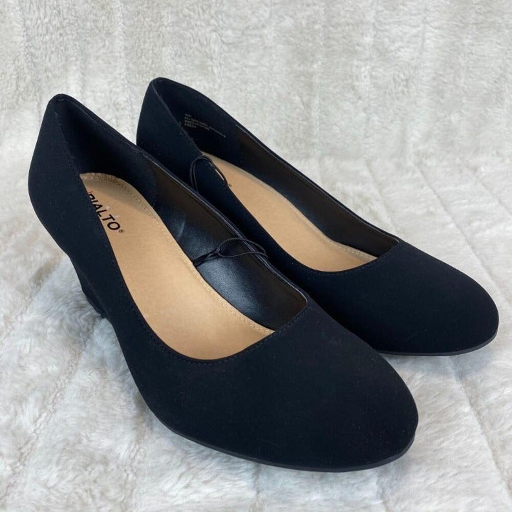 Rialto Freda Classic Black Wedges Womens Size 10 NWOT